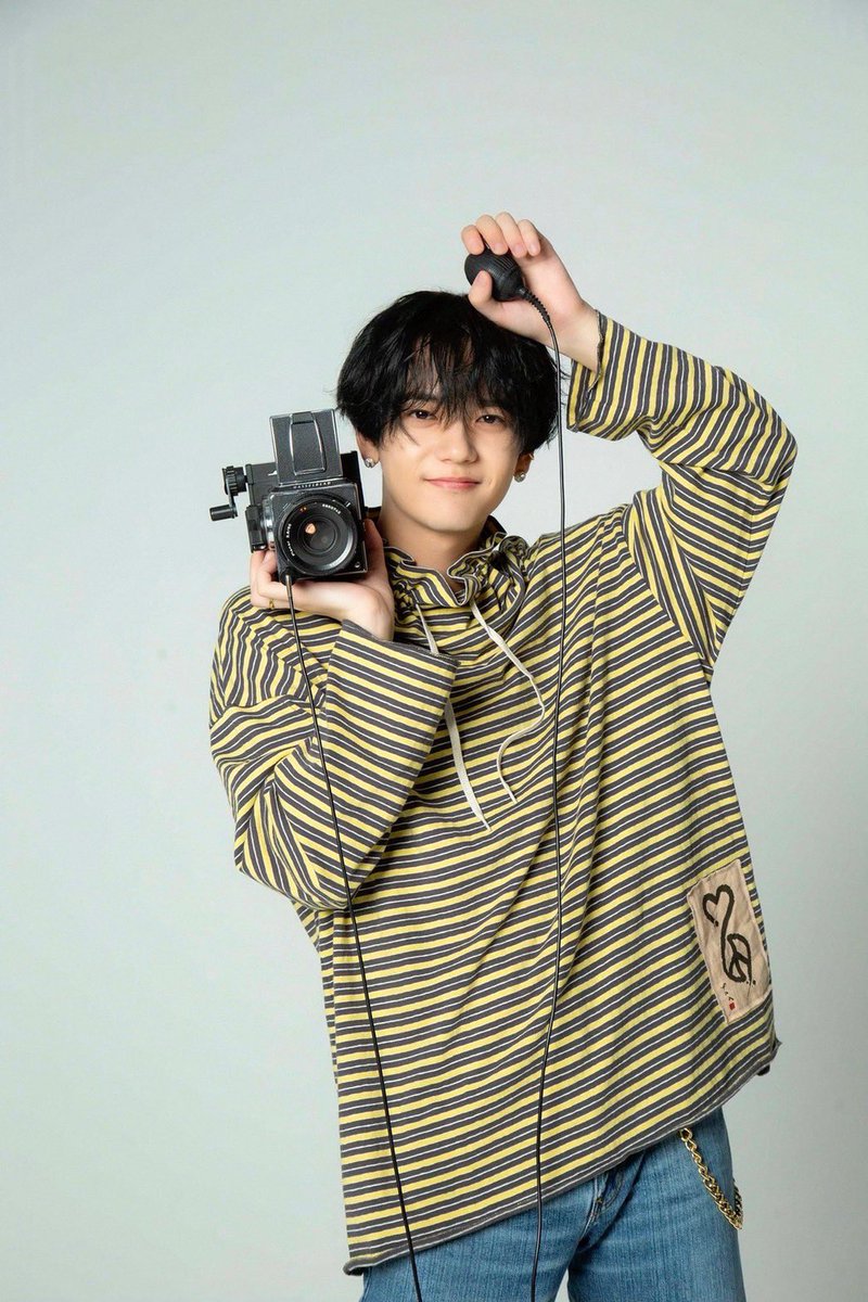 nakajima_1st's tweet photo. 本日発売でっす！！

JUNON 9月号‼️
今回の連載ではselfieで📽️

#FANTASTICS #中島颯太

そた https://t.co/QekBIm0TxT