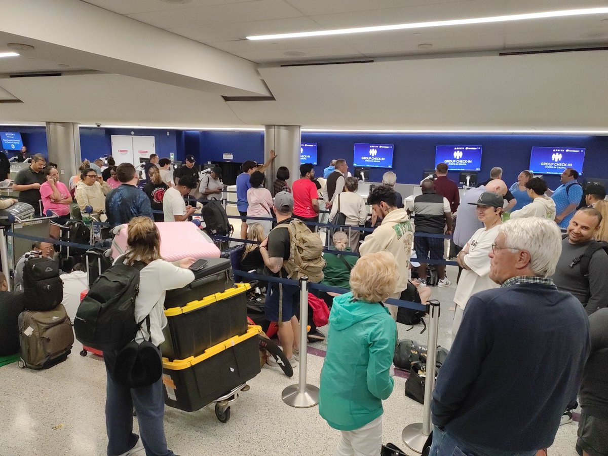 #deltaairline kidnapped us at LAX. Flight at 3pm was cancelled yesterday. It's past 4:30AM and only one clerk for 200 people to be served!