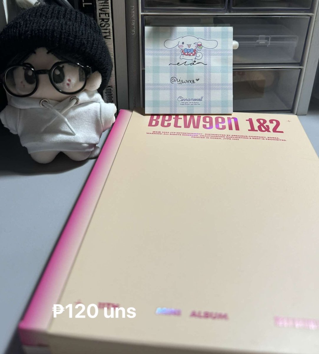 akiryaii's tweet photo. wts lfb, twice photocards and uns album. — ₱ in pic.

— payo, 2 days dop.
— all mint ex love dive album.
— x impa, no rush shipping. https://t.co/Ak7keCE6It