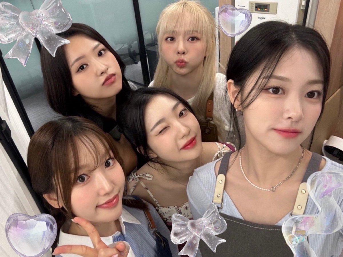 𝑪hacha ♥︎ (@gowon__n) on Twitter photo 