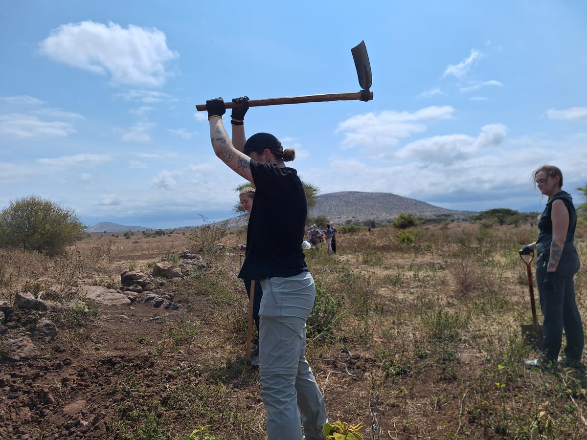 camptanzania's tweet photo. #TeamPera have been in #CampNdarakwai, getting to grips with learning archery and bushcraft skills! 🏹 They've also been working on a waterhole conservation project, and even spotted a herd of giraffes! What an amazing few days 🙌🏼 @campsint #campseffect #conservationproject https://t.co/CjN7b72YDV