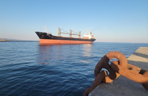 Over 57 Million Tons Of Cargo Exported Via Ukrainian Maritime Corridor. Over 2,000 ships have departed from three Ukrainian ports on the Black Sea. 
en.cfts.org.ua/news/over_57_m…