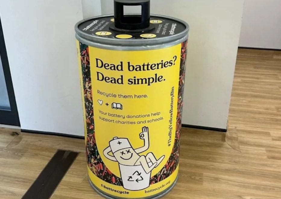 Team_ESNEFT's tweet photo. Don’t forget you can recycle your old batteries at Ipswich and Colchester hospitals.
There are 9 ways you can recycle at work. See this week’s Team ESNEFT News for details.
#recycling #BeingGreen https://t.co/6Ban2wUEm1