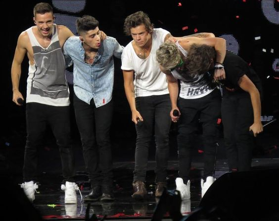 chwexstyles's tweet photo. the magic and memories lives on forever ✨

#14YearsofOneDirection  
#14YearsOf1D https://t.co/NPyoggEOuz
