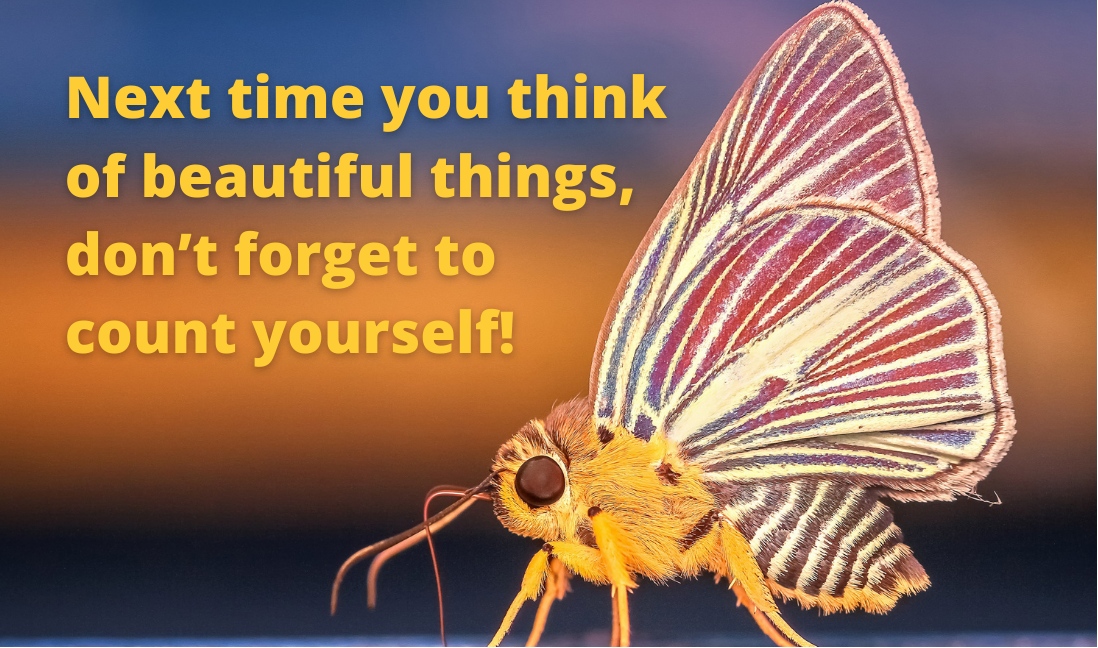 kristenchristy's tweet image. 🌺 Beauty begins the moment you decide to be yourself. Next time you think of beautiful things, don't forget to include yourself! 🌺 

#BeYOUtiful #SelfAcceptance #PositiveVibes #Resilience