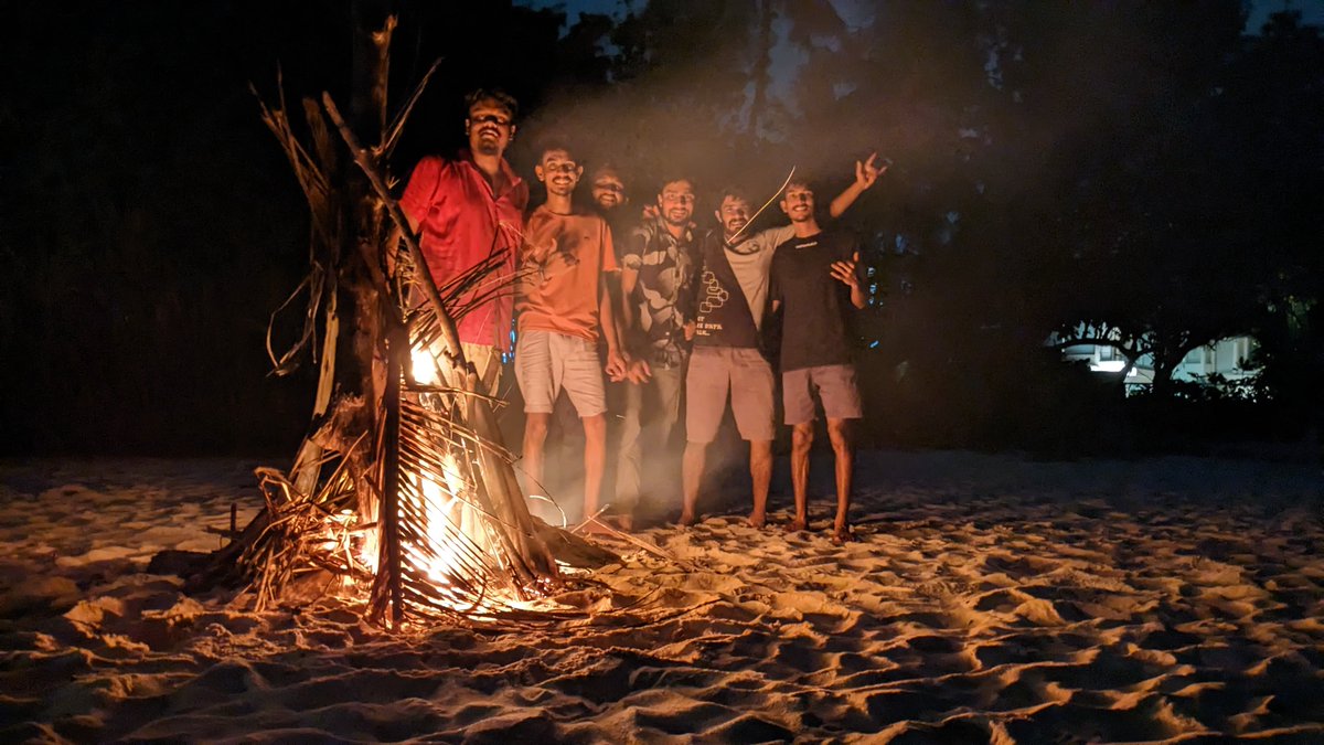 udarapriyadars3's tweet photo. Mirissa beach #Down south https://t.co/KI66zV039Q