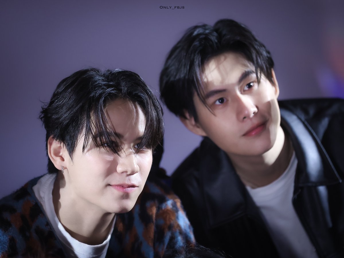 only_fbjs's tweet photo. 𓏰𓏰 240722 • SF ESCAPE x WINNYSATANG

หัวเกือบจุ่มกันละ ฮือออ น่ารัก 💗💕

@winny_thanawin @satangktp 
#winynny #satangks 
#SFxEscape
#SFxWinnySatangPerth
⿻#snaponlyyou https://t.co/KdsJBknQJ3
