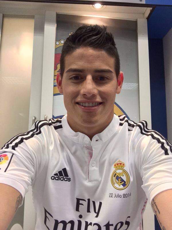 Número 9 🎩 tweet media