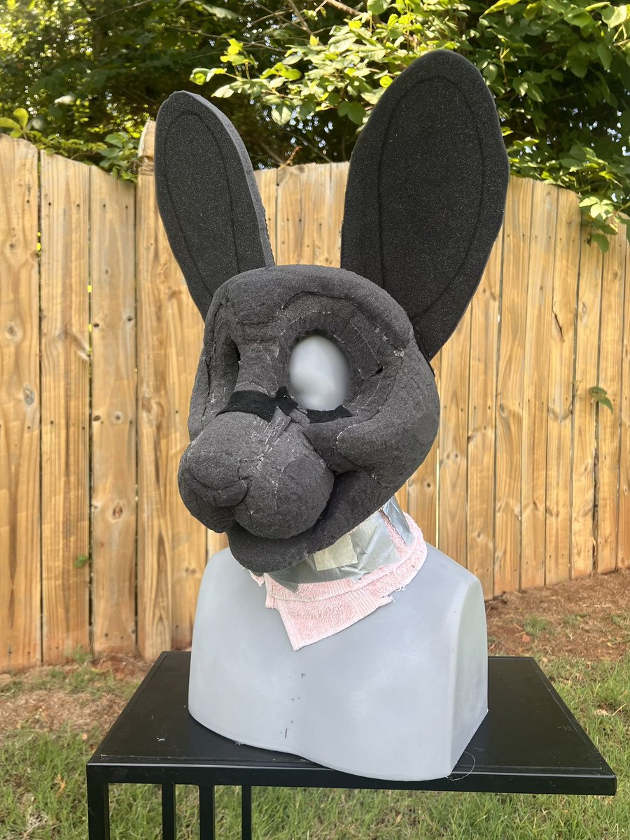 🌈READY TO FUR FOAM BASE GIVEAWAY💘
👉Includes 1 custom foam base. Fully lined with nose, mouth details and eyes 
👉Follow, RT, comment with a ref/idea
👉Winner randomly picked on Aug 5th at 6pm est
👉Buyer covers shipping!