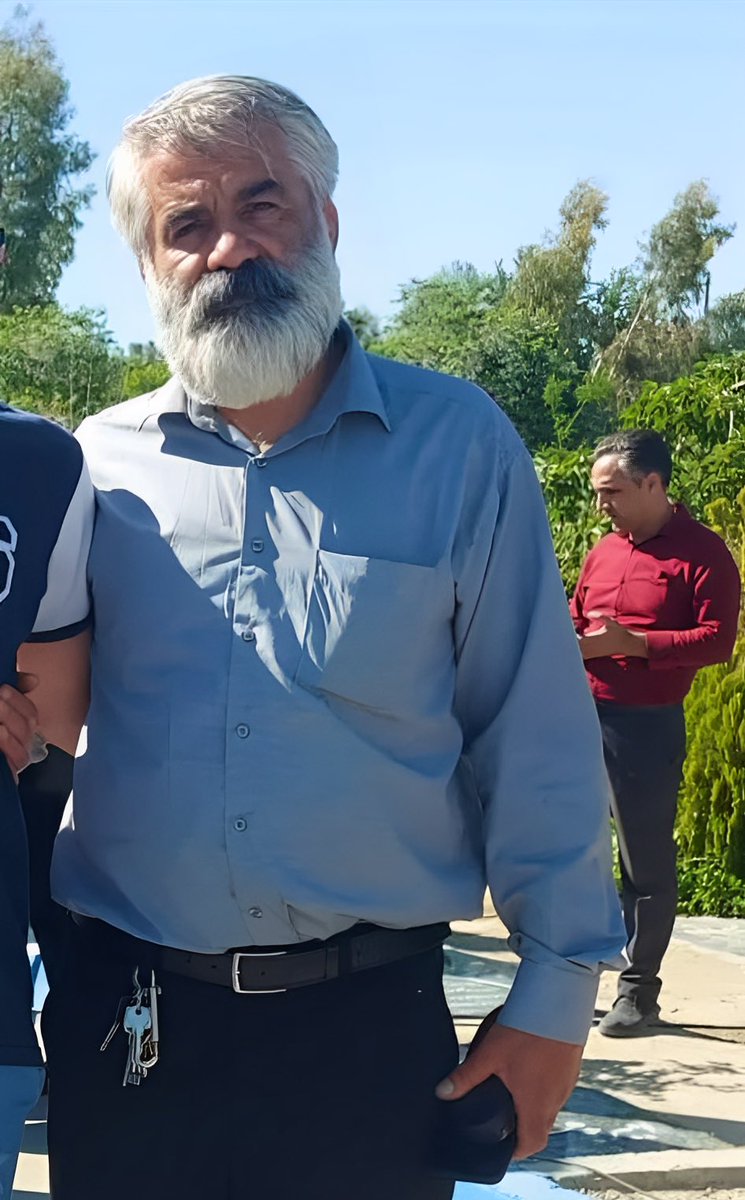 vidarwarrior's tweet photo. بابا نیاز به درمان فوری داره...
صدای #ماشالله_کرمی باشیم. https://t.co/OXdyhL9zYe