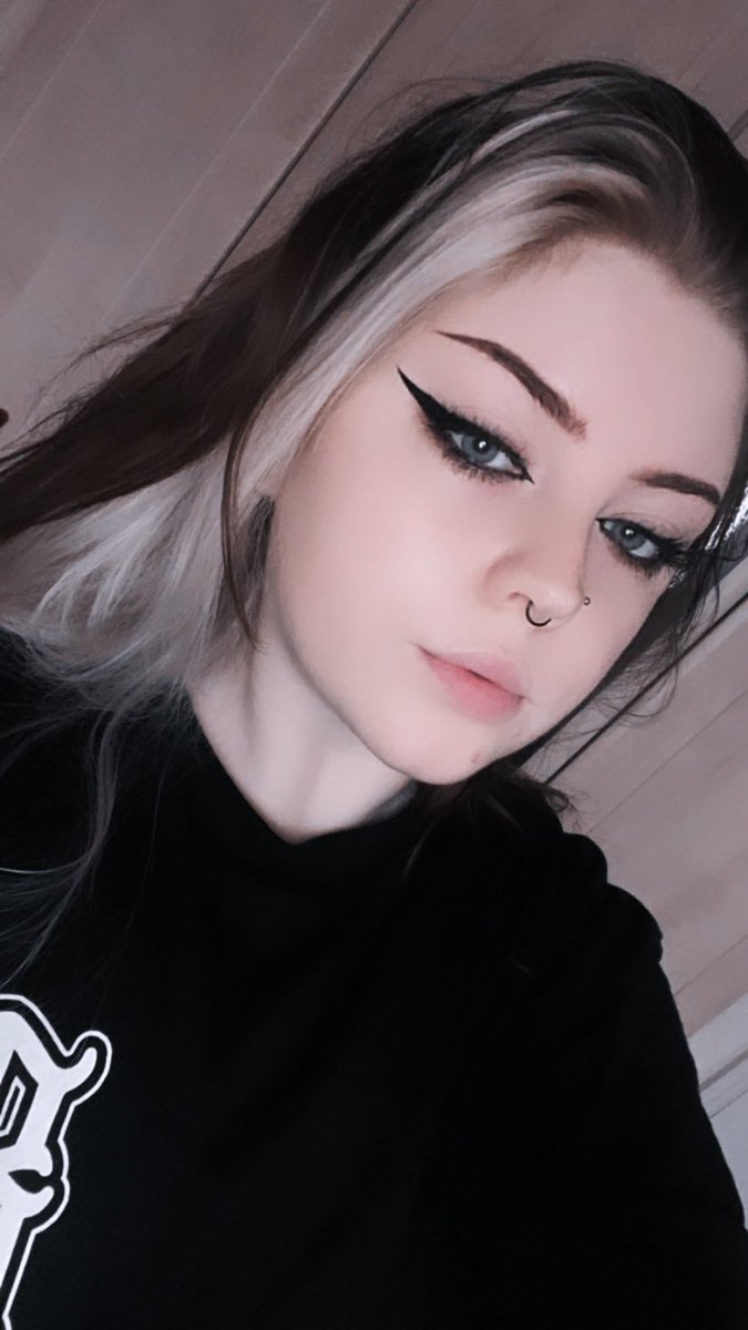 hen♡ (@henshergold) / Posts / X