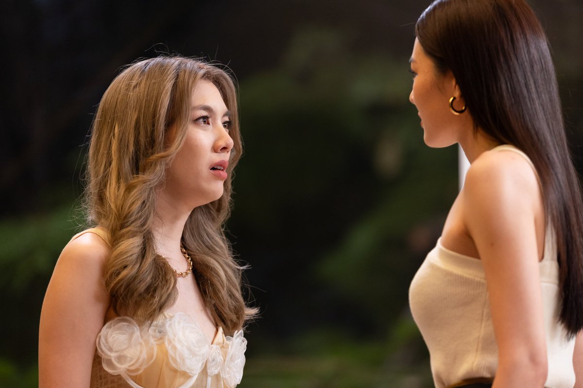 saanvidk's tweet photo. ค่อย ๆ พูด ค่อย ๆ จา กันได้มั้ย 😩
แม่ว่า แม่ไม่ไหว พรุ่งนี้ตาบวมยกด้อมนะ

LINGORM TSOU EP5
#ใจซ่อนรักEP5 https://t.co/Pt8TMn2G3C