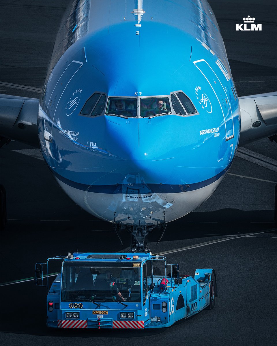 50 shades of blue 💙 how many different colours of blue do you count?

📸: <a href="/NCLairpics/">Mark | 𝗡𝗲𝘄𝗰𝗮𝘀𝘁𝗹𝗲 𝗔𝗶𝗿 𝗣𝗶𝗰𝘀 ✈︎</a>

#KLM