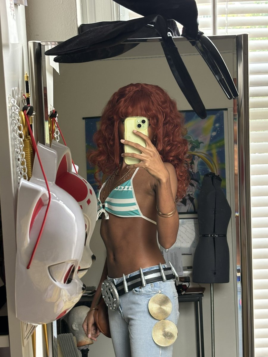 DEEgitalDiva💿 tweet media