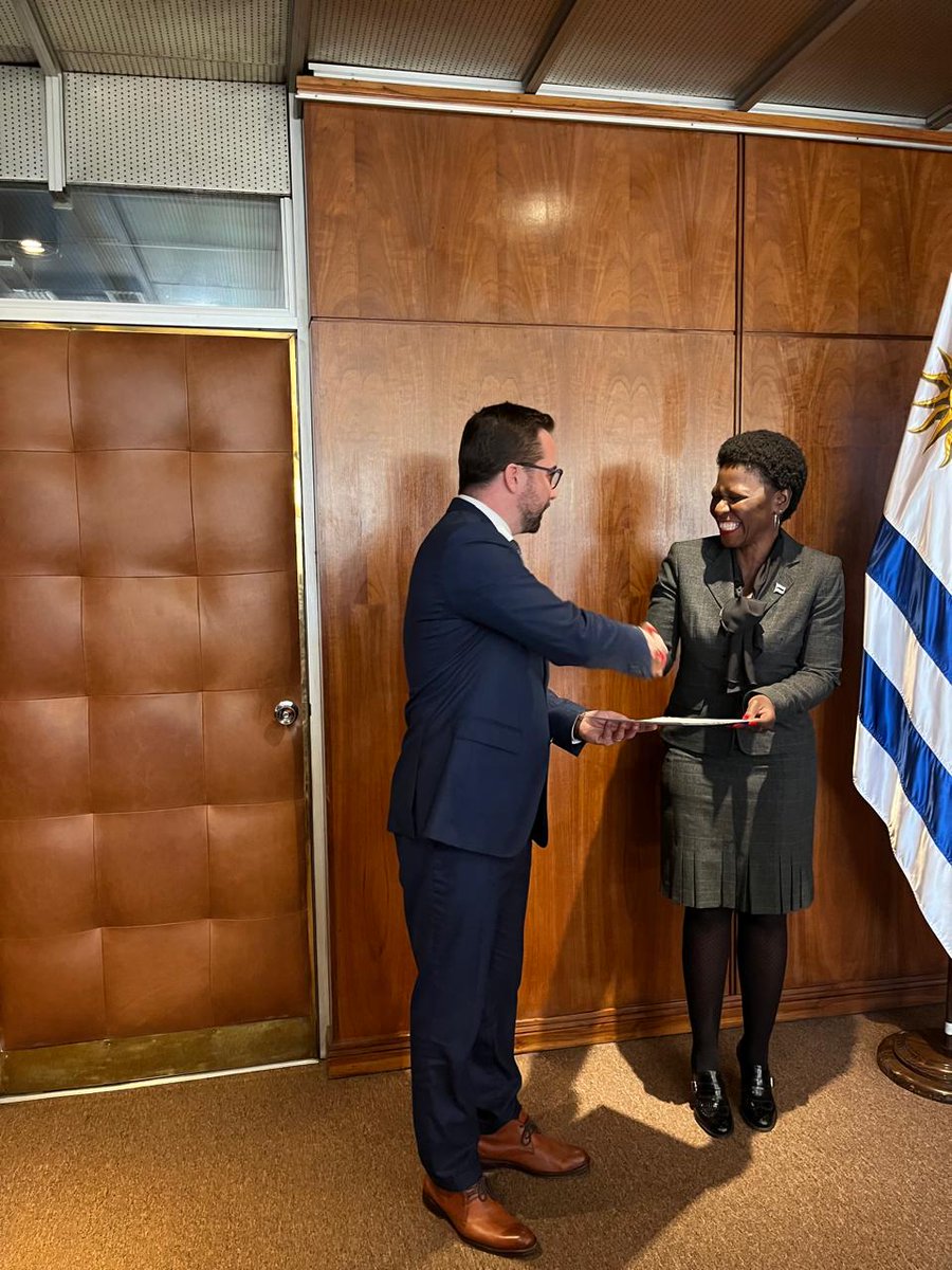 Ambassador Benetia Chingapane presented Copies of her Letters of Credence to Vice Minister of Foreign Affairs, Oriental Republuc of Uruguay H. E Nicolás Albertoni on 16 July 2024.
