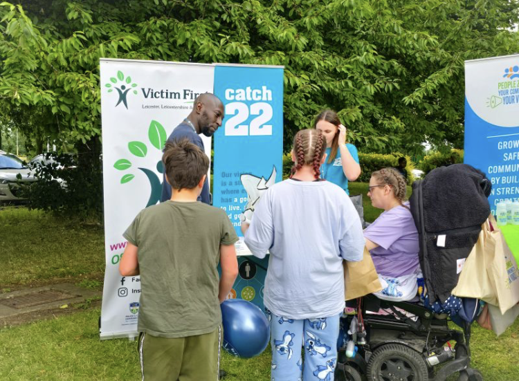 Victim1st's tweet photo. Victim First had an amazing time at the @parks_hub Summer Extravaganza! We were thrilled to be a part of this fun and interactive event, connecting with other professionals and people in the community.
#VictimFirst #VictimSupport #WeAreCatch22
@leicsPCC @Catch22 https://t.co/nr1uUIkTHP