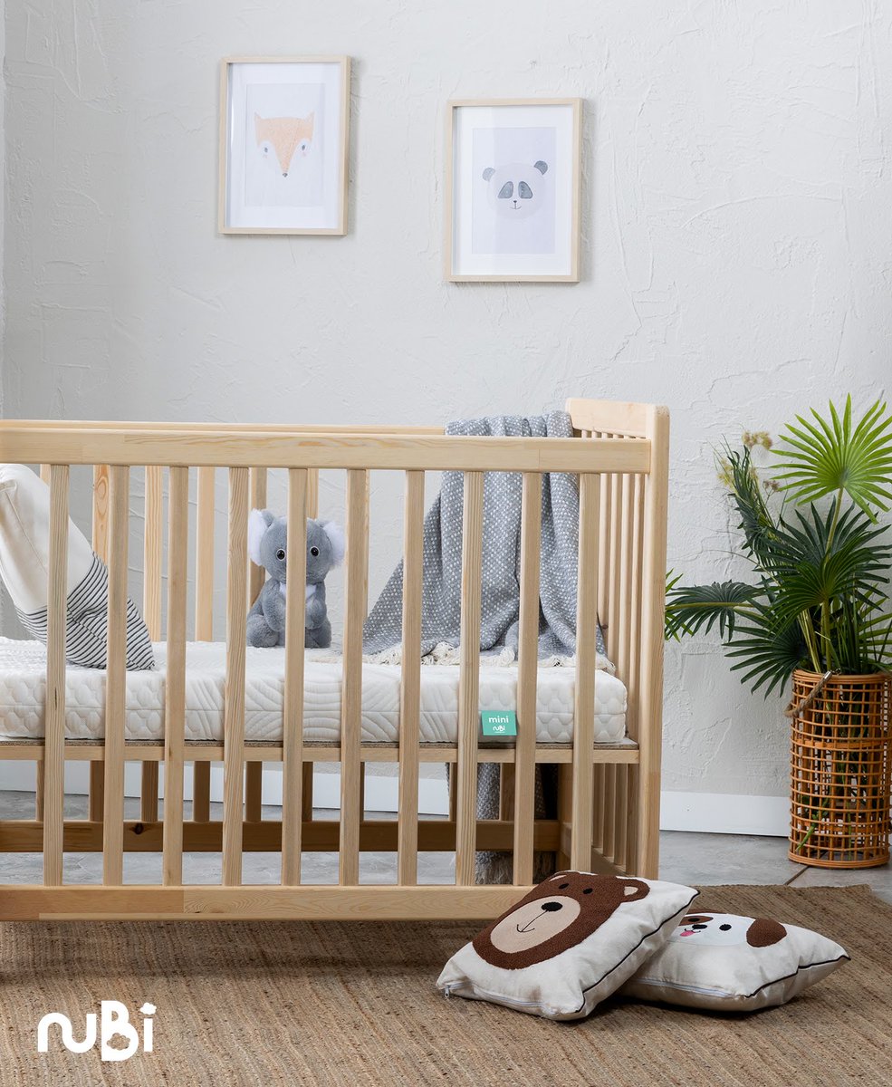 Nubi Mini Bebek Yatağında, 0-3 yaş yeni doğan bebeklerin omurga gelişiminin sağlıklı şekilde tamamlanabilmesi için yoğunluğu artırılmış sert yüzey; 3-6 yaşta artmakta olan vücut ağırlığını en iyi şekilde dağıtacak olan kuş tüyü yumuşaklığında konfor katmanı tercih edilmiştir.
