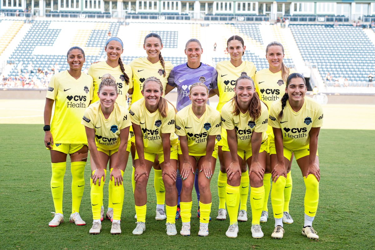 First career start for <a href="/WashSpirit/">Washington Spirit</a> ✅
2-1 win in Summer Cup match versus Chivas Femenil ✅

Excellent debut for <a href="/jennbutler44/">Jenna</a> 👏