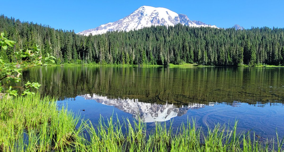 lesview's tweet image. Always nice with a cup of coffee.