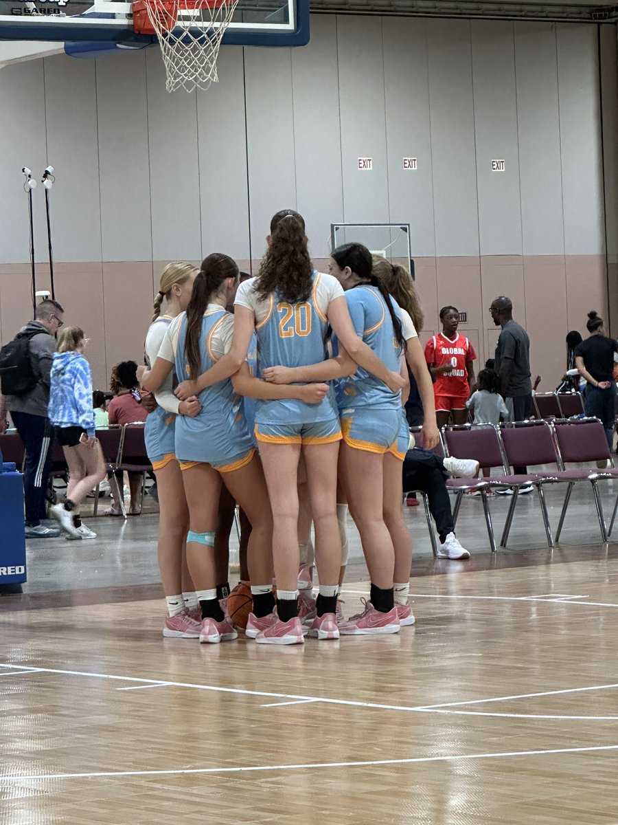 This 👇👇👇👇👇👇🧡🩵 🧡#U17HGSL <a href="/njshrshtsgrls25/">NJ Shoreshots 2025 HGSL</a>