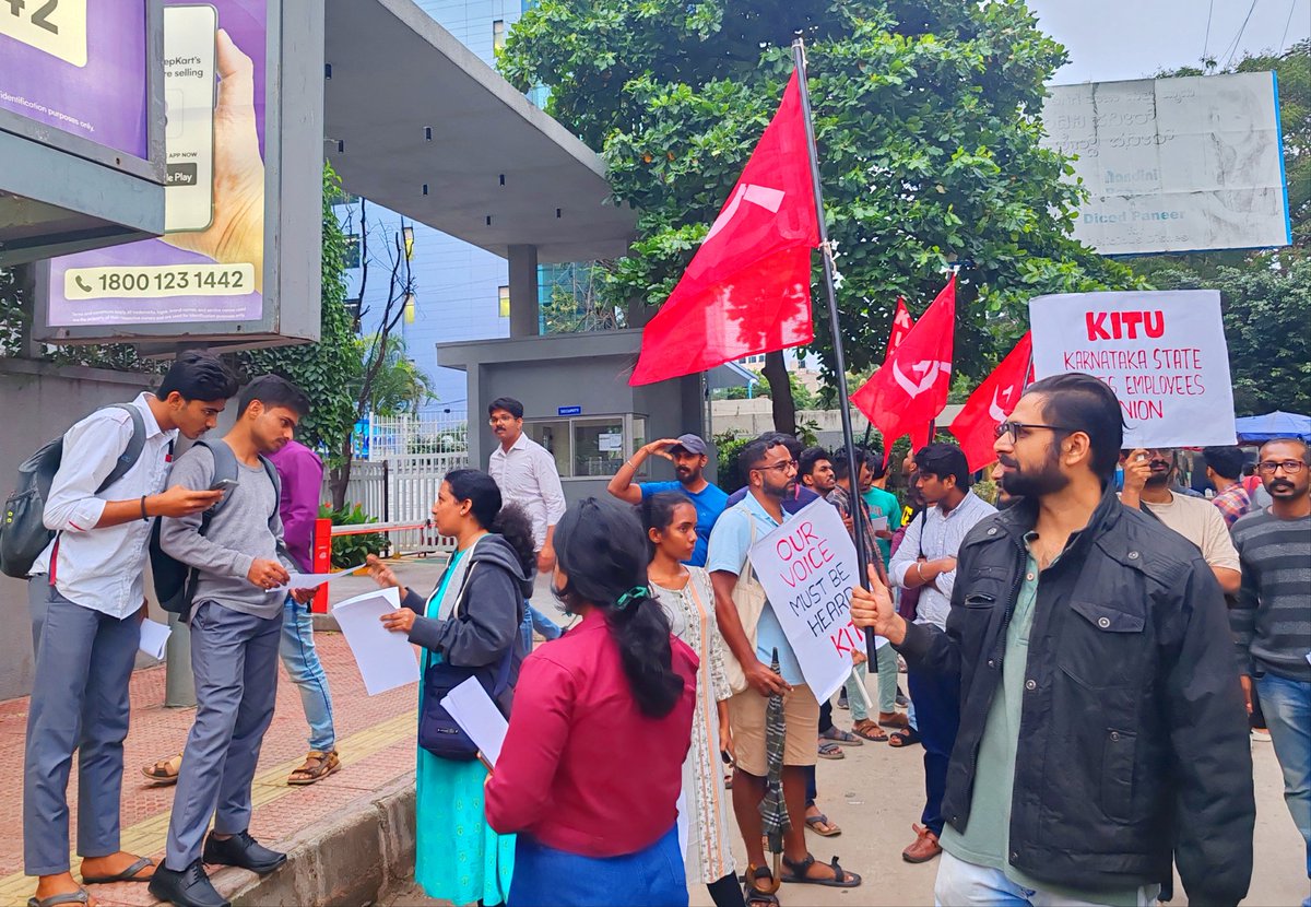 kitu_hq's tweet photo. Gate meeting in front of Accenture, #Bangalore, against the #14hrWorkingDay.
IT sector employees under the banner of Karnataka State IT/ITeS Employees Union (KITU) are getting ready for their United fight against #Karnataka Govt's move to increase working hours to 14 hours a day https://t.co/Dxor0qlop5