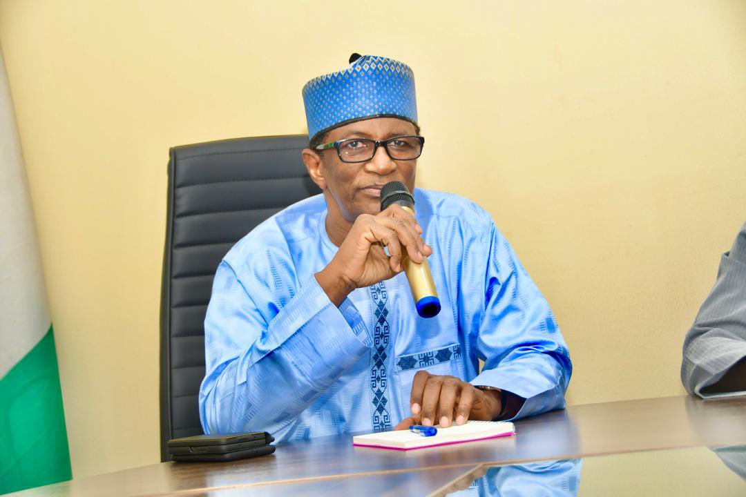 ggwnigeria's tweet photo. Today, the new DG/CEO Saleh Abubakar, MFR appointed by President Bola Ahmed Tinubu, GCFR, takes over the leadership of National Agency for the Great Green Wall, NAGGW with a promise to deliver on the mandate of the Agency in line with the Renewed Hope Agenda. https://t.co/CBZIiJSEUa