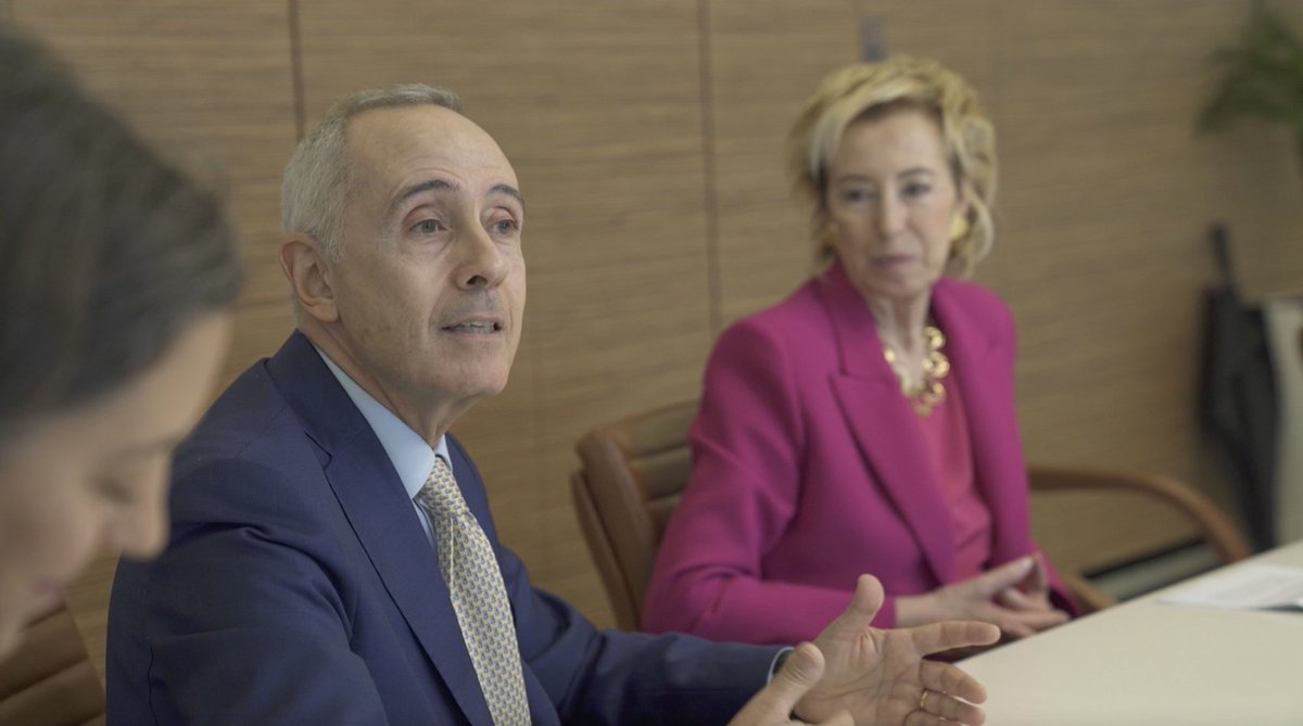 univendita's tweet photo. A maggio le aziende di @univendita hanno incontrato @letiziamoratti , ora europarlamentare, nella sede di Vorwerk Italia. Un confronto su temi cruciali per la vendita diretta e i dossier Ue. Grazie a Letizia Moratti per il tempo dedicato alla nostra associazione e auguri di buon lavoro al Parlamento Ue!

Il video dell'evento⬇️
https://t.co/NUg5kh9xTW