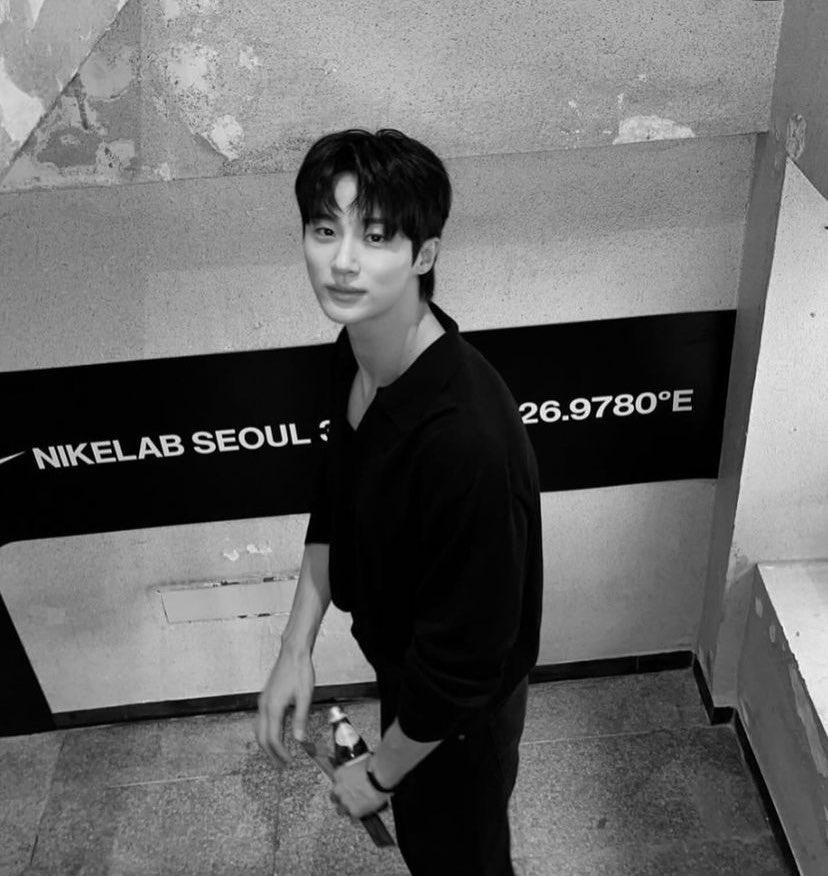 911031_ing's tweet photo. 진짜 무슨일이냐 이게 https://t.co/s5xSASf1OH