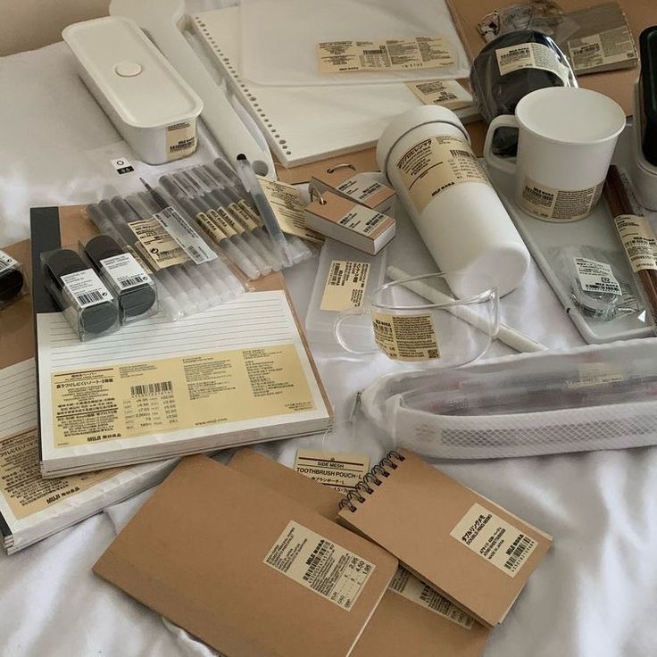 ylevishy's tweet image. Hi! ྀ࿐
I'm yve 𐙚!!!  not new to #studytwt and i’m looking for more moots!⋆.ೃ࿔

abt me:
꣑୧ incoming STEM 12
꣑୧ extrovert, sagittarius
꣑୧ I also sell notes/reviewers hehe
꣑୧ likes: #BINI, matcha, movies, soccer, ukulele, brown

♡ / ↻ to be moots!
#studytwtph #archivetwt