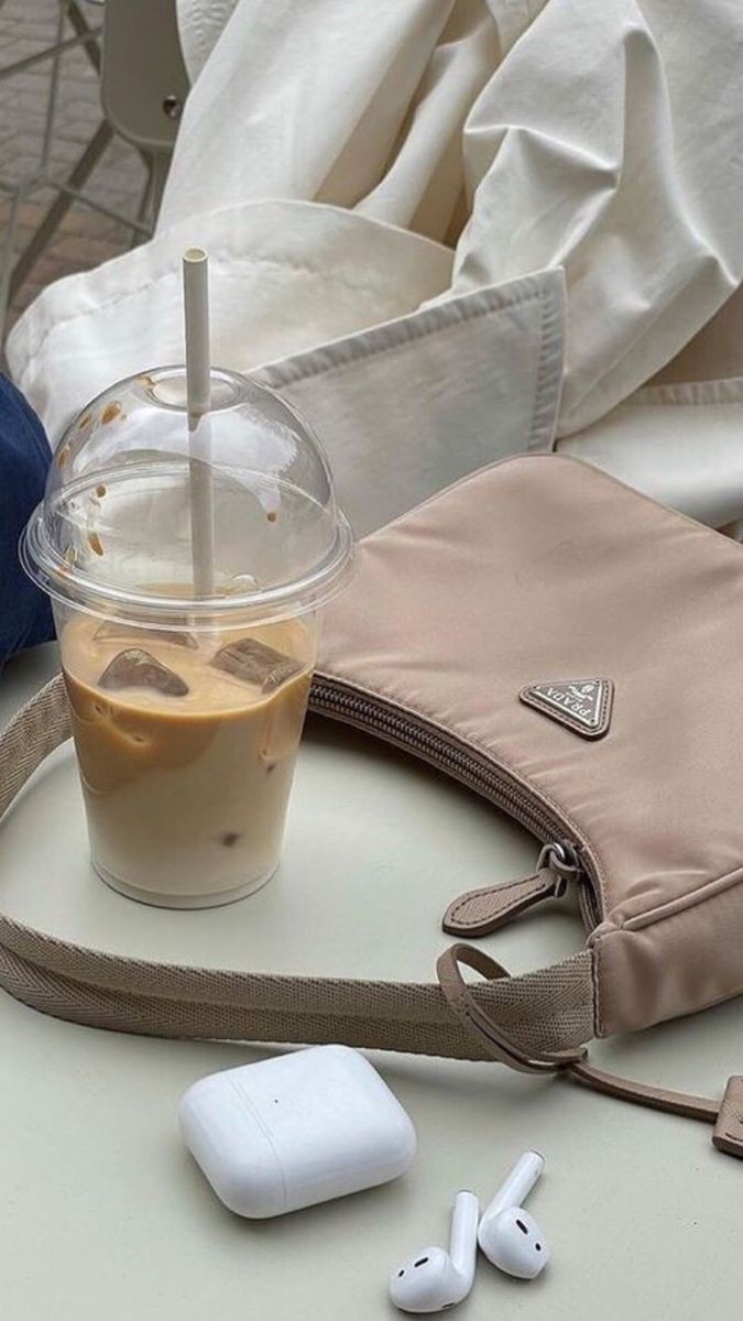 ylevishy's tweet image. Hi! ྀ࿐
I'm yve 𐙚!!!  not new to #studytwt and i’m looking for more moots!⋆.ೃ࿔

abt me:
꣑୧ incoming STEM 12
꣑୧ extrovert, sagittarius
꣑୧ I also sell notes/reviewers hehe
꣑୧ likes: #BINI, matcha, movies, soccer, ukulele, brown

♡ / ↻ to be moots!
#studytwtph #archivetwt