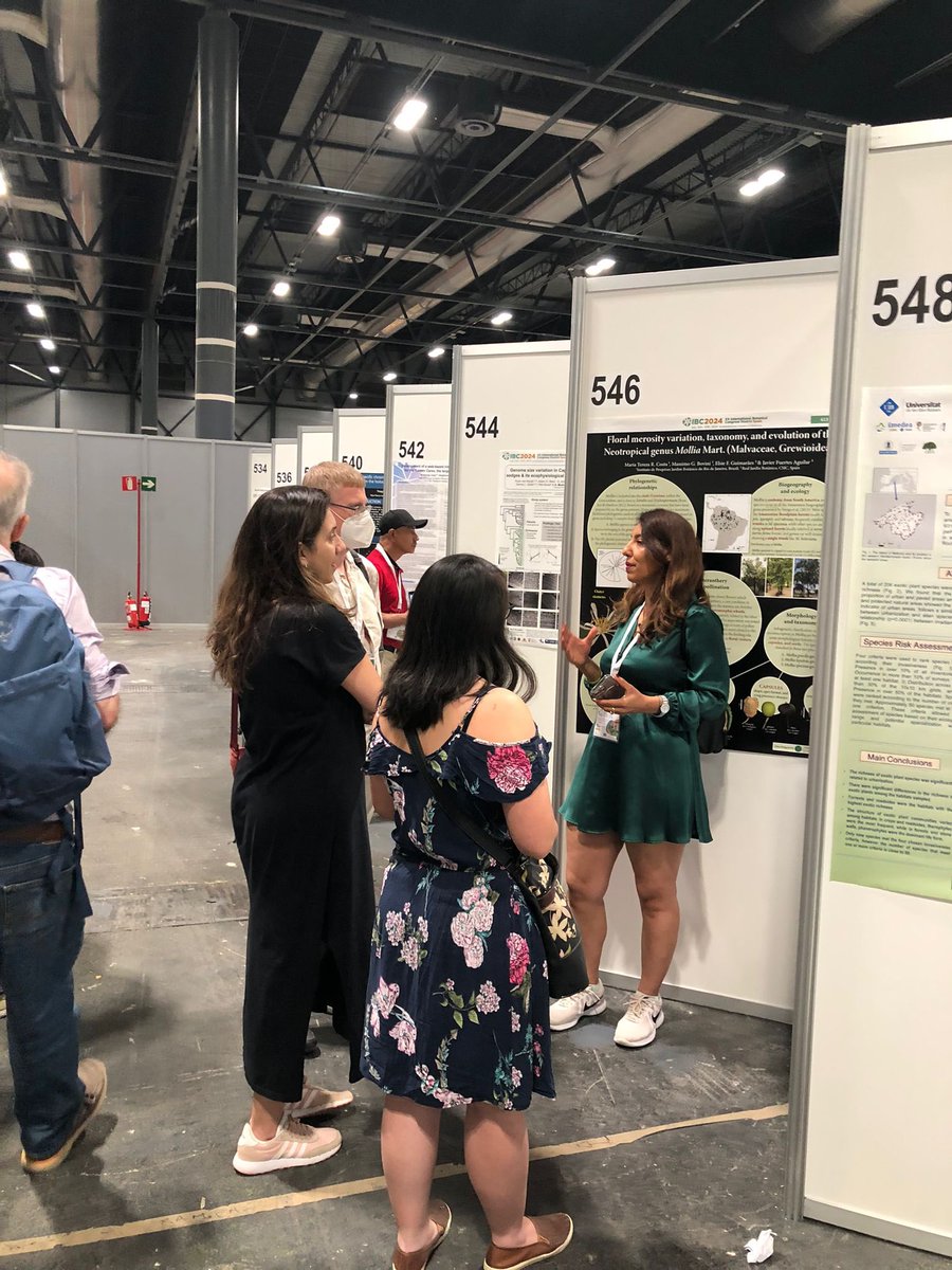 ChonourMah's tweet photo. "Presenting my poster at the IBC conference. Giving it my all! 🌟 #IBC2024 #clonality https://t.co/Ii6Wx4cQpn