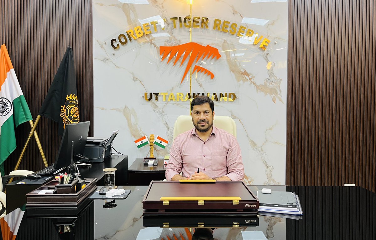 Saket Badola tweet media