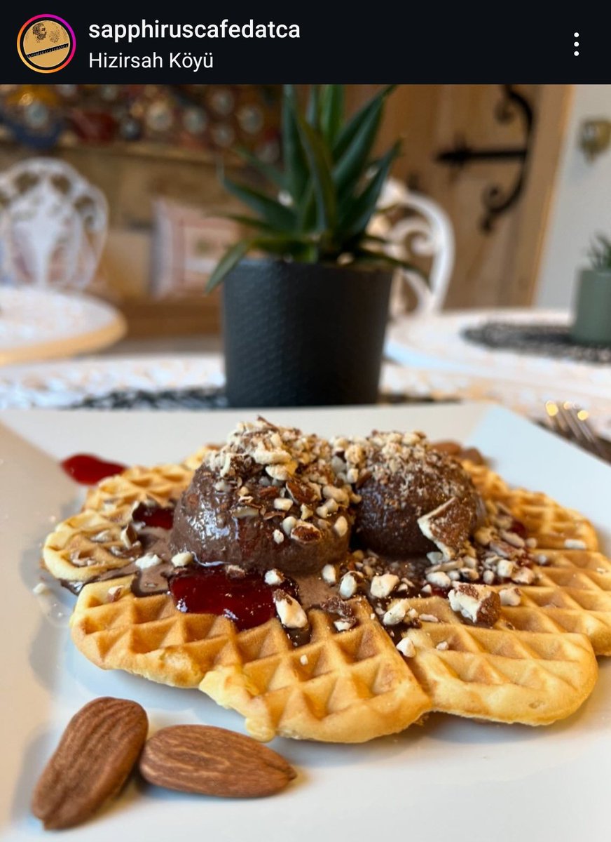 Yolu Datça'ya düşen arkadaşlar. Lezzetine koşulsuz kefilim 🥰  Çok tatlı bir butik cafe. İşletmecileri de keza çok değerli insanlar.
👇

instagram.com/sapphiruscafed…