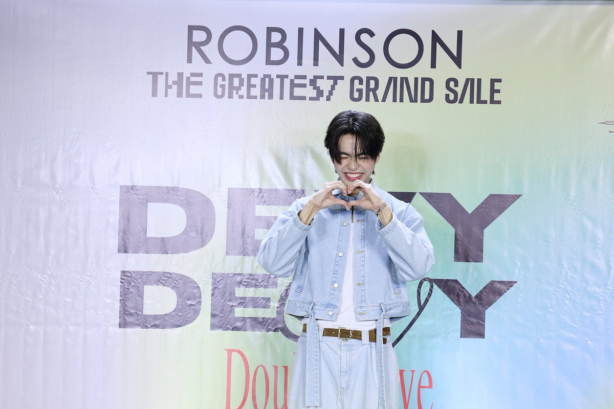 DEVY_thebag's tweet photo. 🧸 💜🖤งาน DEVY Double Love กับ "บูม ธราธร" ที่โรบินสัน พิษณุโลก เสาร์ที่ 20 ก.ค. 67 🖤💜🧸
😊ขอขอบคุณ คุณบูม ธราธร  เยลลี่ของบูม และเจ้าหน้าที่ทุกๆท่านที่ทำให้เกิดงานนี้ขึ้นมานะคะ ไว้โอกาสหน้าพบกันน๊า 
#Devy #devydoublelove
#DevyXBesevboom
#เยลลี่ของบูม
#besevboom https://t.co/9Tbitwrm3U