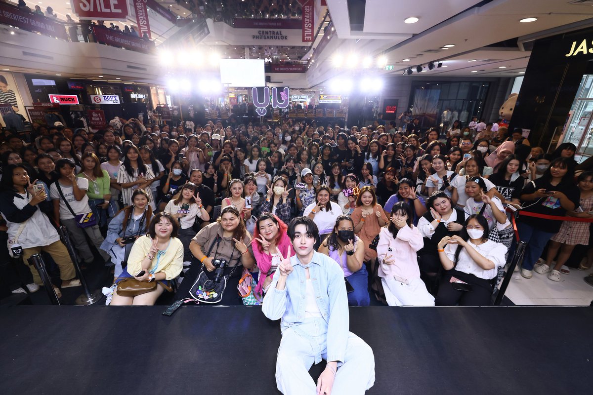 DEVY_thebag's tweet photo. 🧸 💜🖤งาน DEVY Double Love กับ "บูม ธราธร" ที่โรบินสัน พิษณุโลก เสาร์ที่ 20 ก.ค. 67 🖤💜🧸
😊ขอขอบคุณ คุณบูม ธราธร  เยลลี่ของบูม และเจ้าหน้าที่ทุกๆท่านที่ทำให้เกิดงานนี้ขึ้นมานะคะ ไว้โอกาสหน้าพบกันน๊า 
#Devy #devydoublelove
#DevyXBesevboom
#เยลลี่ของบูม
#besevboom https://t.co/9Tbitwrm3U