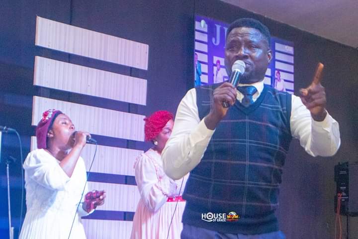 Rccgpraiseteam1's tweet photo. We give God all the praise for a wonderful time in His presence on Sunday @rccghogchurch
#WondersOfWorship
#wow6.0
#praise
#rccgworldwide https://t.co/Ae1y3RaadZ