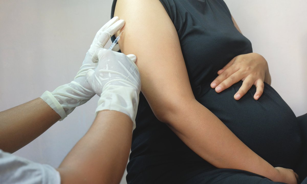 Ordre sages-femmes (@cnosf) on Twitter photo Recrudescence de la #coqueluche | <a href="/HAS_sante/">Haute Autorité de santé</a>
↪️Rappelle que la vaccination des femmes enceintes est la mesure la + efficace pour protéger les nourrissons
↪️Recommande un rappel de vaccin pour les adultes exposés à des bébés si le dernier date de + de 5 ans
bit.ly/46fCDJs Recrudescence de la #coqueluche | <a href="/HAS_sante/">Haute Autorité de santé</a>
↪️Rappelle que la vaccination des femmes enceintes est la mesure la + efficace pour protéger les nourrissons
↪️Recommande un rappel de vaccin pour les adultes exposés à des bébés si le dernier date de + de 5 ans
bit.ly/46fCDJs