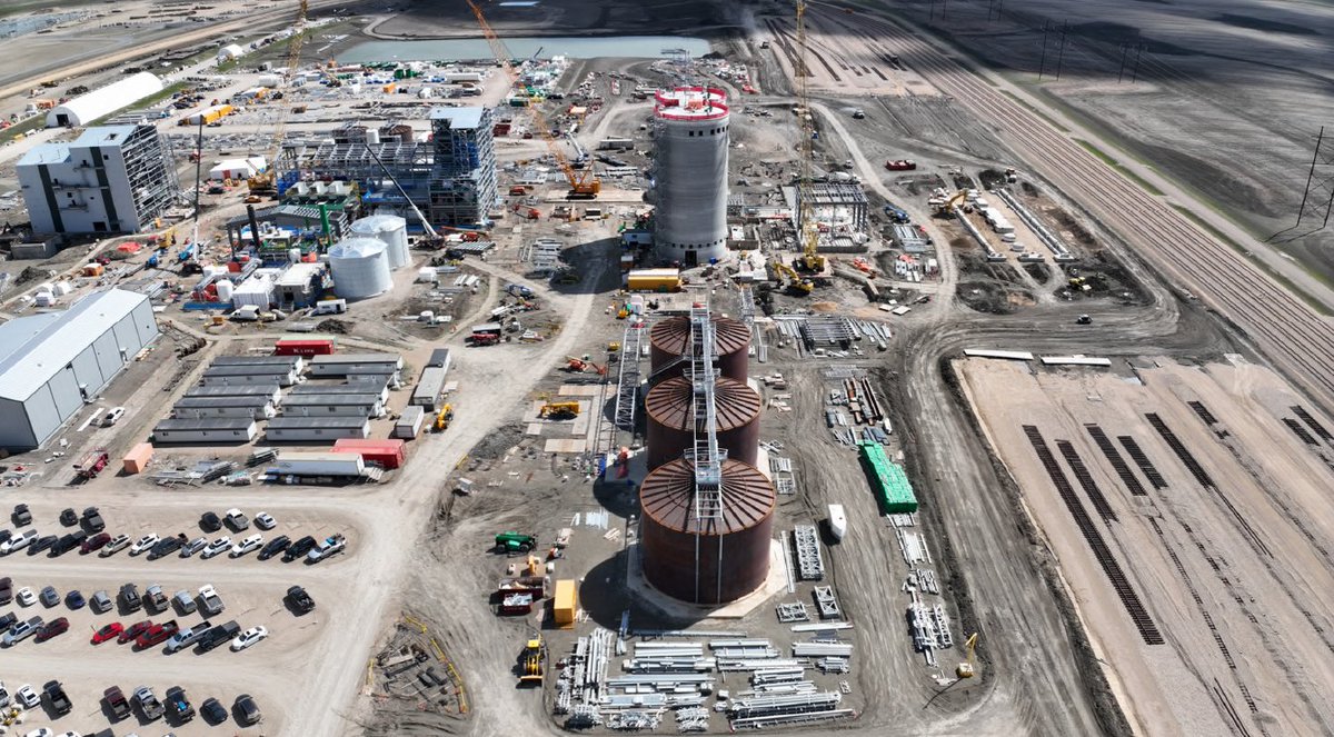 Our new canola crush facility in Regina, SK has passed the 50% completion milestone! This facility will process 1 million metric tons of canola annually and bring exciting new opportunities to Saskatchewan farmers. Read more here:
tinyurl.com/regina-crush