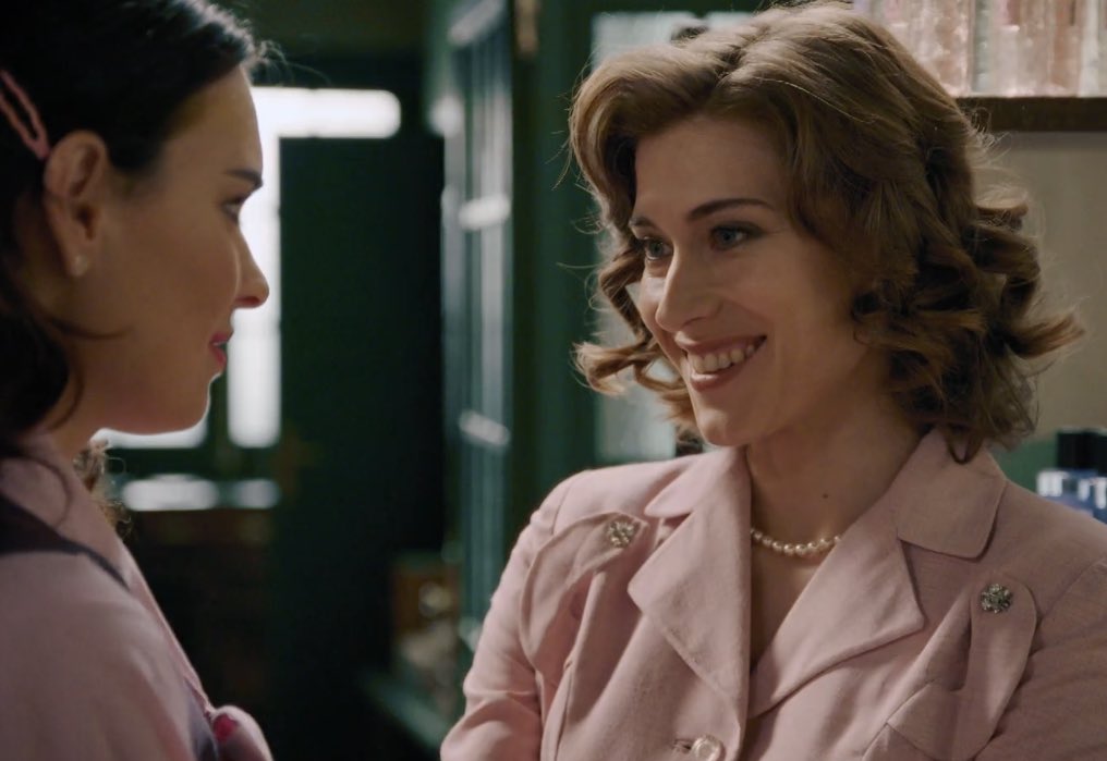 anazalata's tweet image. Ha sido un minuto,una migaja #Mafin y yo he sentido que no necesitaba más, que justo a eso me refería, que ellas tengan sus tramas,que Marta sea la empresaria que adoramos, pero de por medio que se crucen,se quieran,compartan sus vidas.
Siempre me pasa que juntas me parecen magia