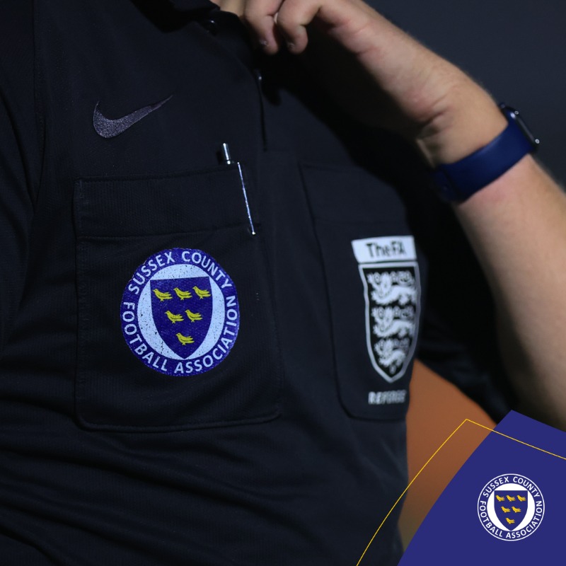 SussexCountyFA's tweet photo. 𝗥𝗲𝗳𝗲𝗿𝗲𝗲𝗶𝗻𝗴 𝗖𝗼𝘂𝗿𝘀𝗲𝘀

✍️ The off-season is the perfect time to sign-up to one of our referee courses!

📅 Scheduled to take place across August, spaces are filling up fast, so don't miss out!

#SussexFootball⚽️