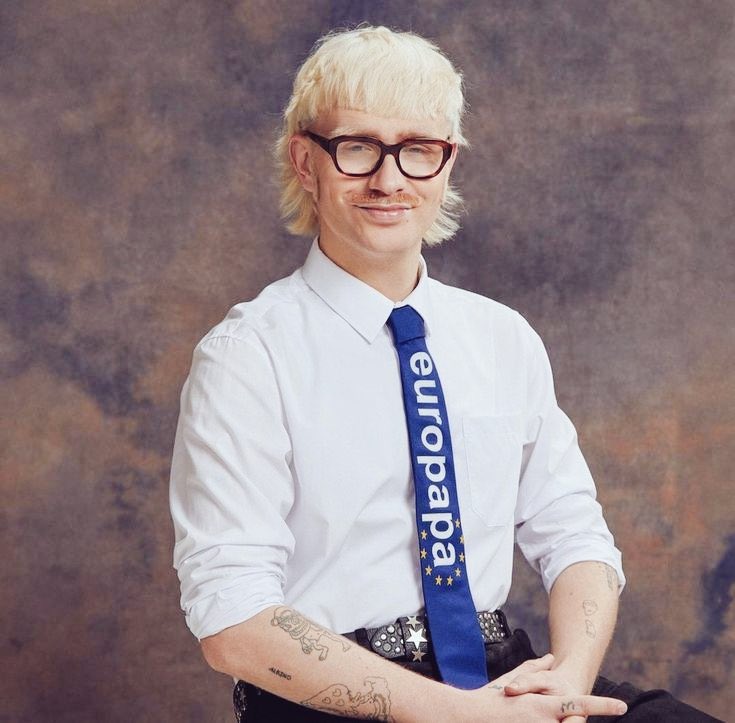 maria ⋆⭒˚｡ tweet media