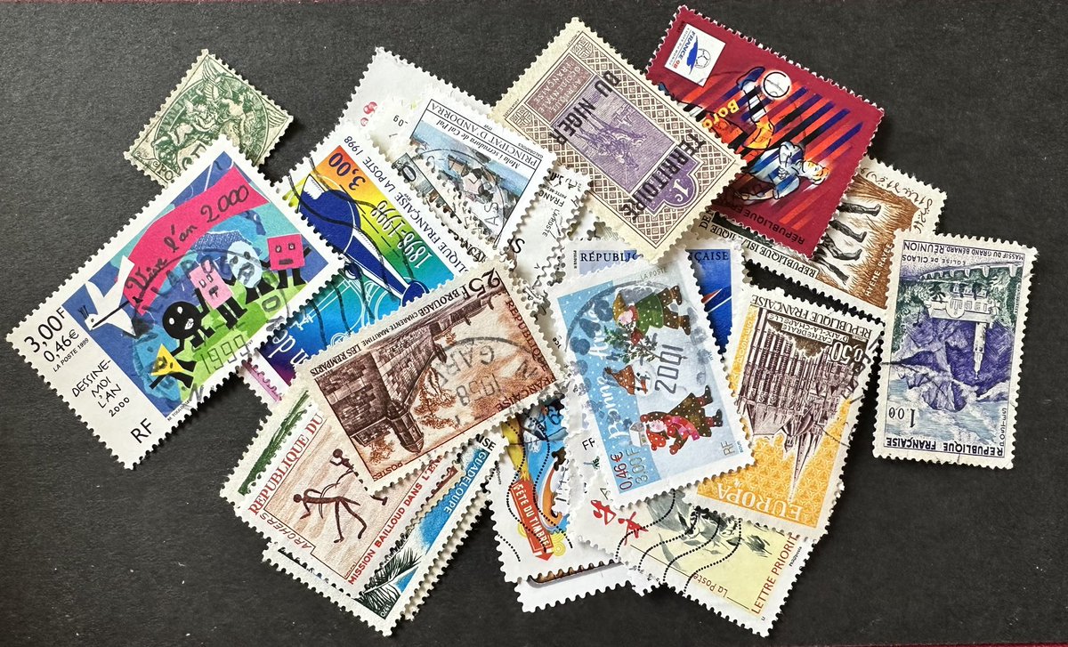 Day one of my break, and It already feels weird not posting an A-Z. So how about a Monday competition instead!
To win, all you need to do is, like this post, retweet it and most importantly guess the number of stamps in the photo. Whoever guesses it, wins a prize!!
Good luck 🤞