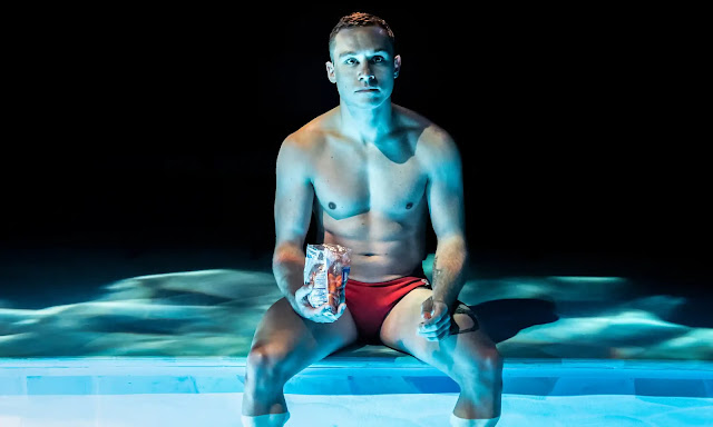 Red Speedo ★★★★ <a href="/OrangeTreeThtr/">Orange Tree Theatre</a> | Jul 13 - Aug 10, 2024
REVIEW: tinyurl.com/y2mnuubt

It's definitely worth taking the plunge! #LucasHnath's #RedSpeedo, starring <a href="/FinnCole/">Finn Cole</a>, deeply explores some serious ethical situations in sport and society.

orangetreetheatre.co.uk/whats-on/red-s…