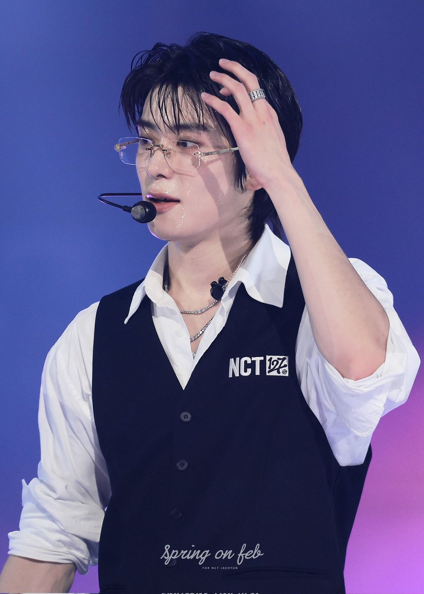 240721 가요대전 Summer #재현 

안경 너드 핫가이❤️‍🔥❤️‍🔥

#NCT #NCT127 #JAEHYUN