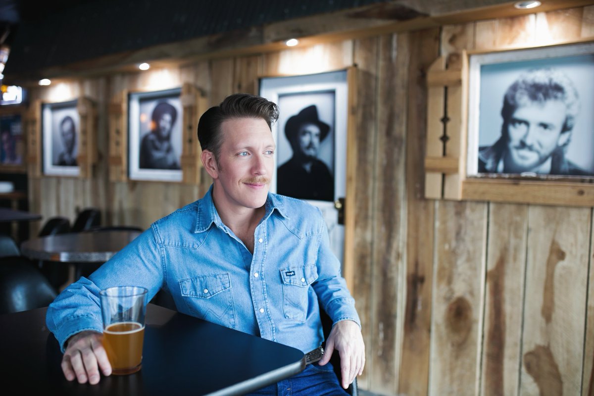 nathanbeltmusic's tweet photo. My first single, “Clean Livin’ Is Killin’ Me”, has been out ONE MONTH now and continues gaining more and more traction! Thanks to everyone who’s been following and streaming. Lots more to come!
#cleanliviniskillinme #cleanlivin #countrymusic #turnitupto11 #wineoverwater
Photo by Jared Manzo
At the Music City Bar and Grill