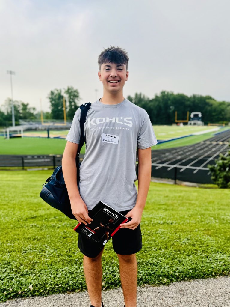IsaacHkaplan's tweet photo. Thank you @KohlsKicking, @KohlsSnapping, and @D_Madden_Punter for an amazing camp in Ann Arbor, Michigan last week! I had a great time improving my snap, watching film, and learning how to be the best snapper I can be, I had a fastest punt snap time of .80 seconds! https://t.co/N1kEPyDnGD
