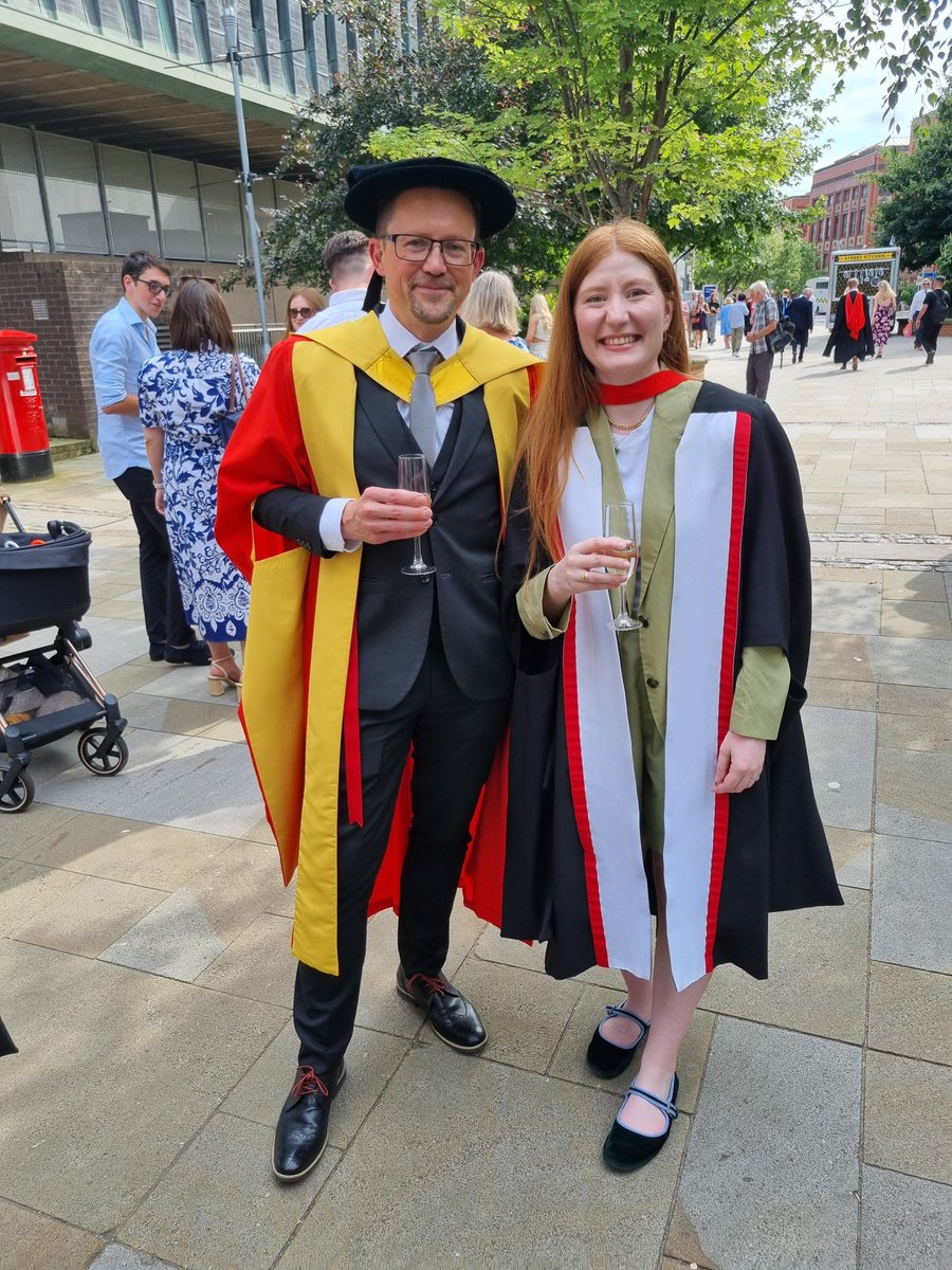 MosmedC's tweet image. We have graduates! Congratulations to all those from the MoSMed CDT celebrating their graduations last week at @UniofNewcastle! We are enormously proud of everything you have achieved with us over the last 4 years #NCLGrad