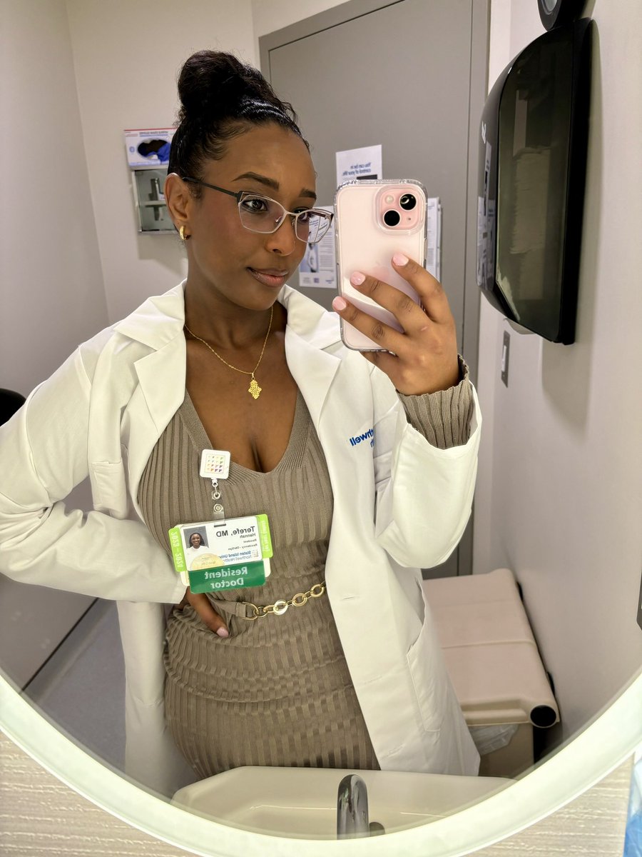 Tan_Beggar tweet media