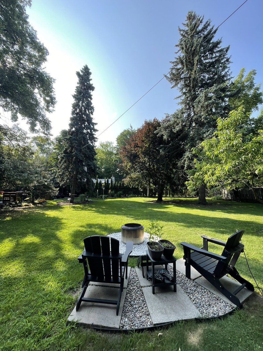 iamLaser's tweet photo. Weather Lesson no. 327: Rain Gauge. Full videos in TikTok & YouTube WeatherShortsReel channel #weather #CoCoRaHS #ON646 #onstorm #onwx #nature #summer #rain #raingauge #weatherobserver #science #climate #meteorology #heat https://t.co/TB64XvMznG