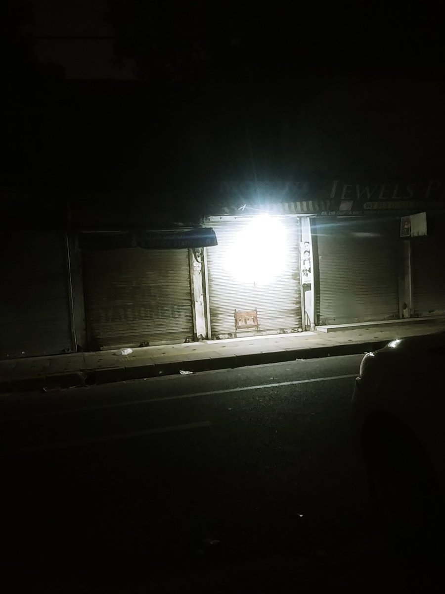 improved040's tweet photo. It's an shame private company's are not doing anything they only know how to charge people with extra charges after compl. to bses so many times they are not repairing street lights. It's more then 3 month they are doing nothing.
@AtishiAAP @bsesdelhi https://t.co/YocGnpBfwG